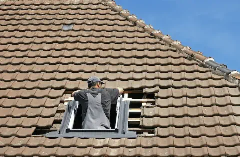 Pose de velux - Aillant-sur-Milleron